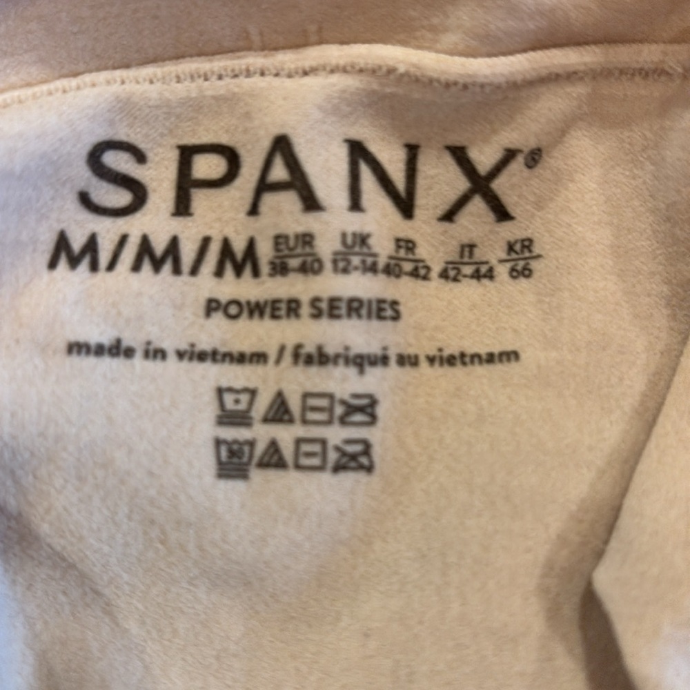 Spanx Higher Power Short size M color soft nude Comes with no box looks clean. - Picture 7 of 9